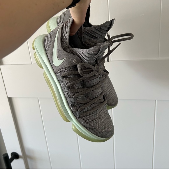 Nike KD 10 Cool Grey Igloo Basketball Shoes - Picture 2 of 7
